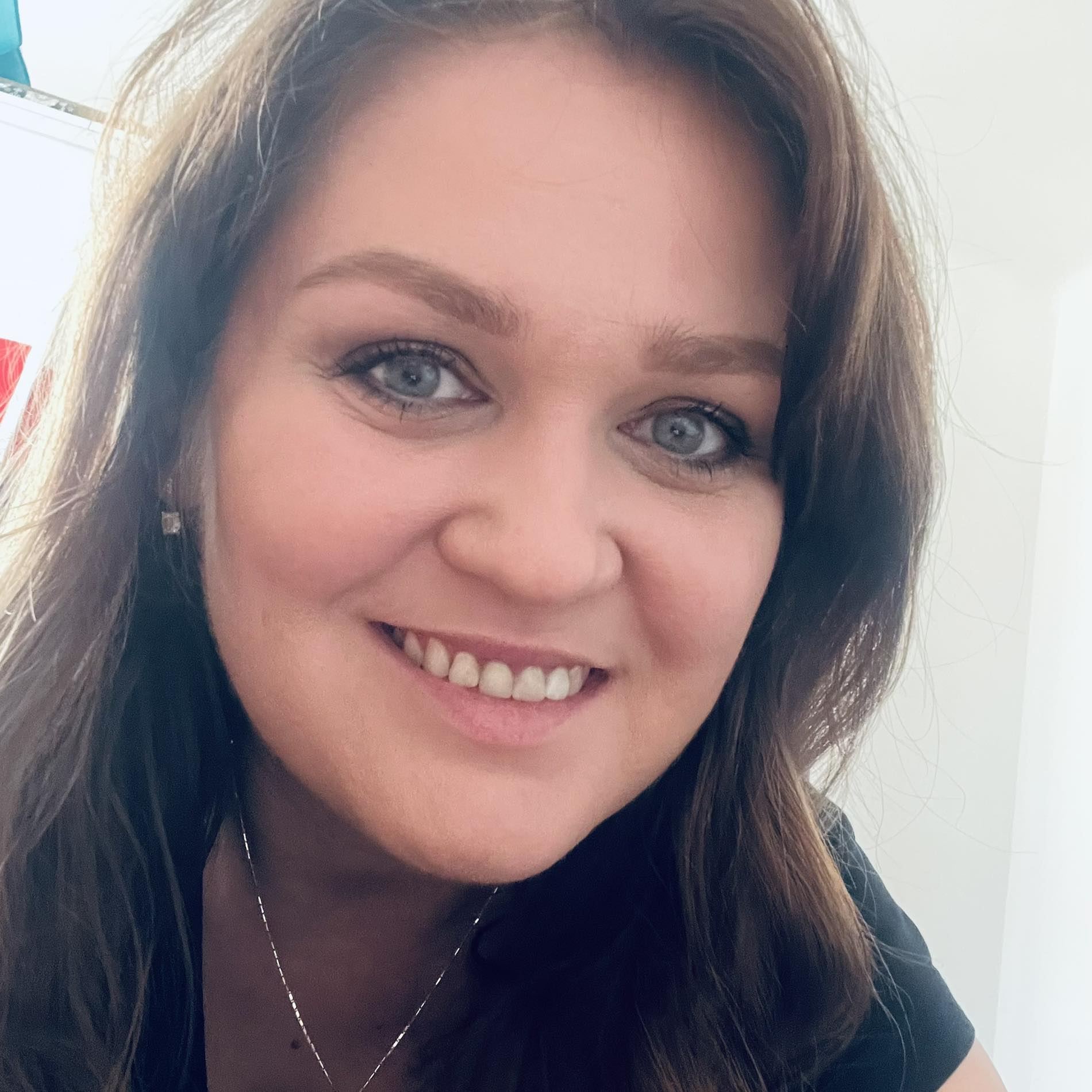 Scorpiones - Tattoo Artist